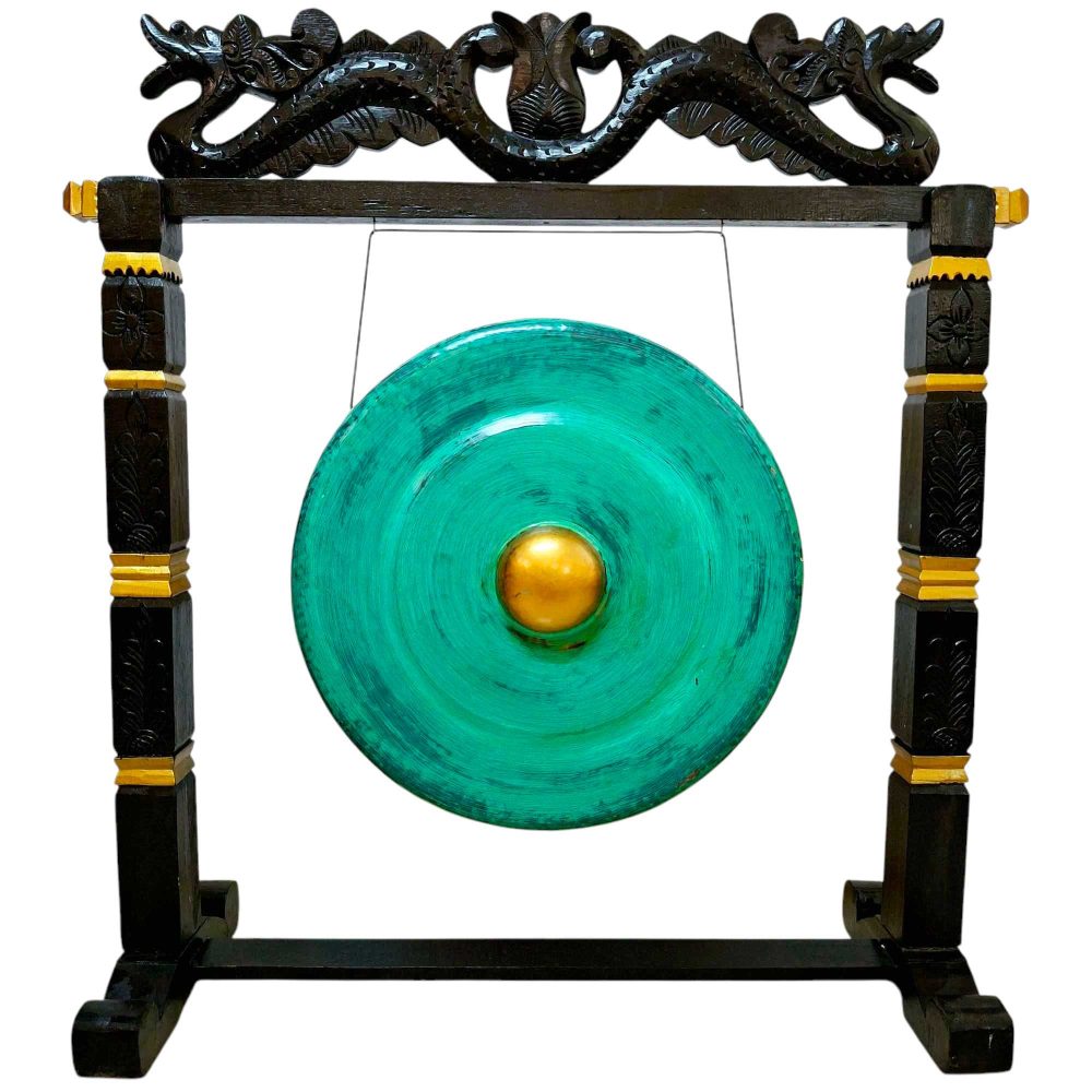 Gong orientale artigianale con stand intagliato