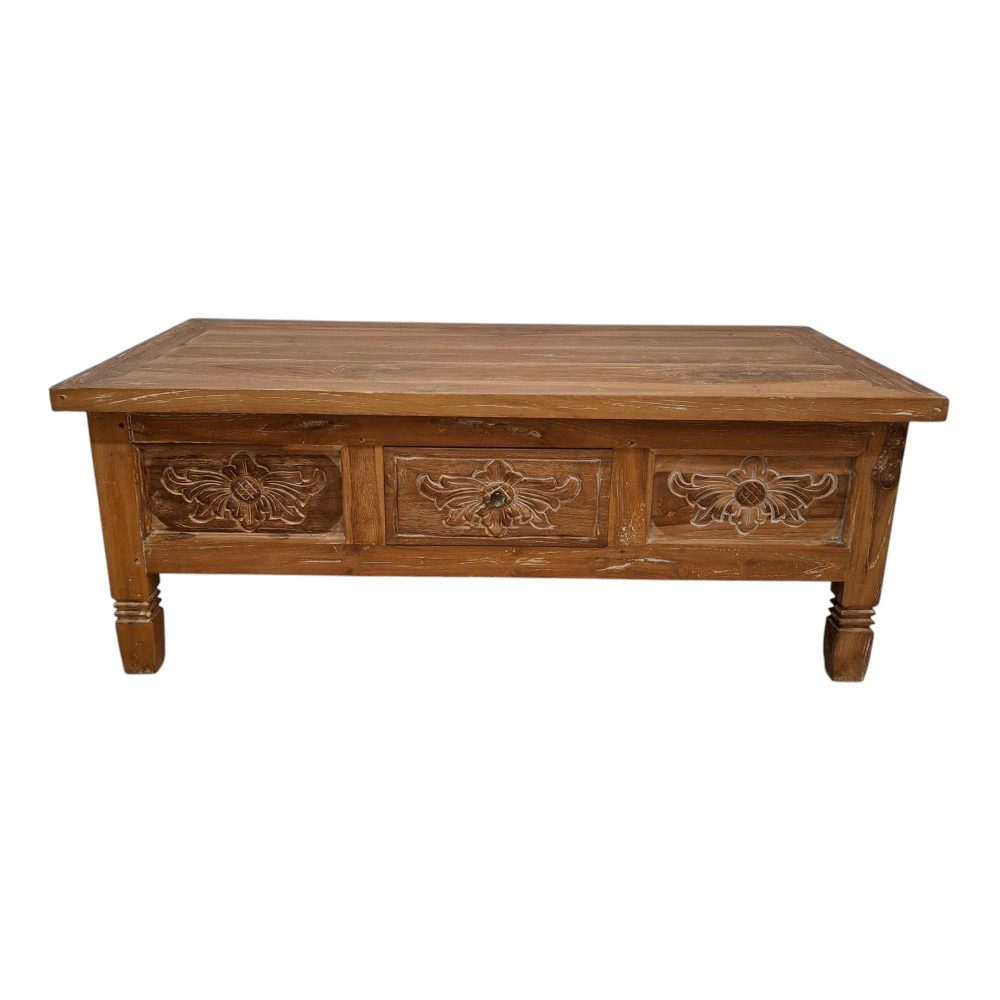 Tavolino in legno teak con intagli floreali